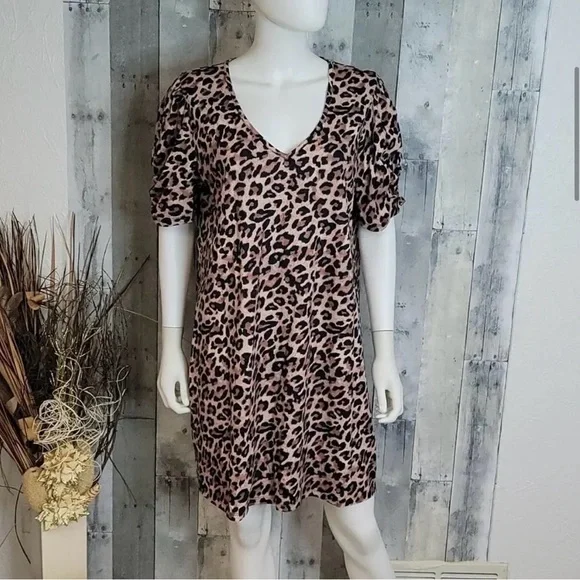 Generation Love Leopard Print Dress size small NWT - Picture 6 of 7